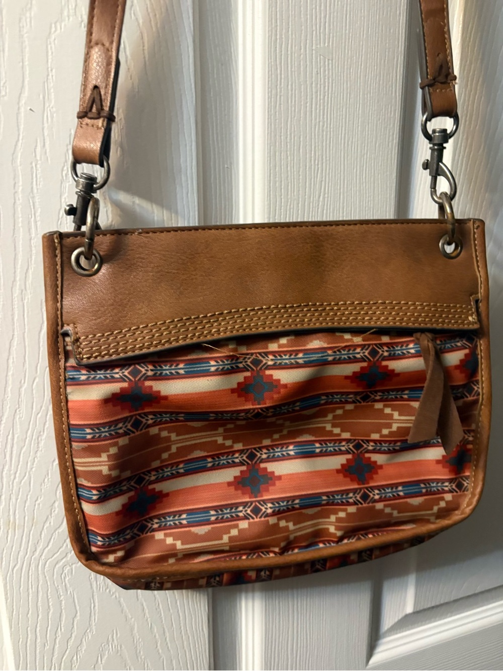 Justin Boots Tan Brown Southwestern Pattern Crossbody Bag